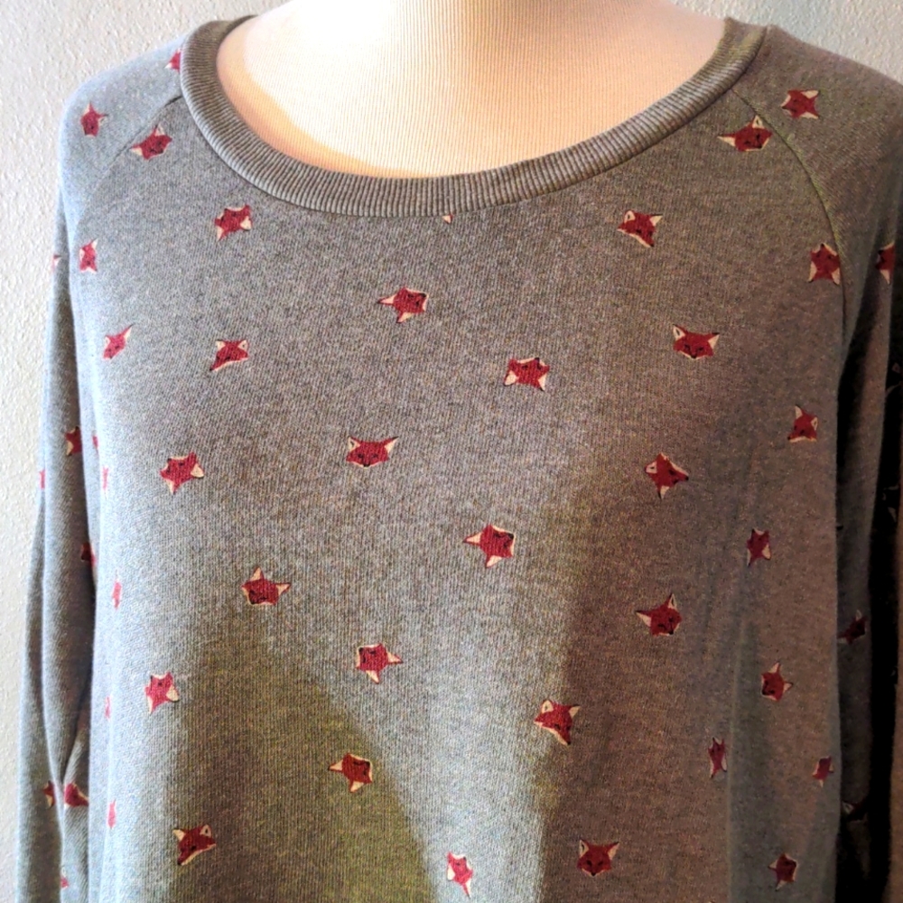 Fox Graphic Sweatshirt